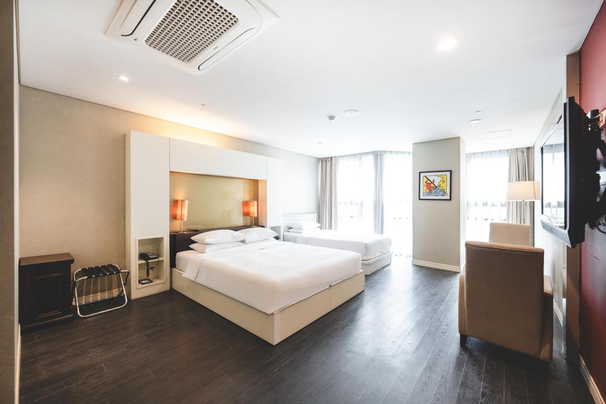 Sunset Hotel Busan Ruang foto